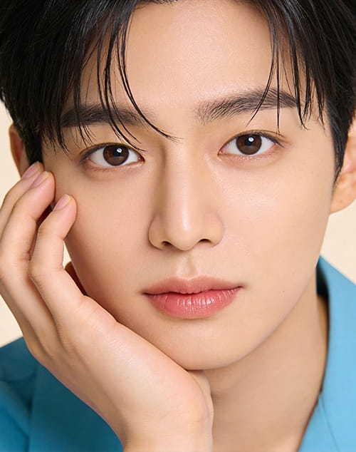 리얼모델 예시 이미지